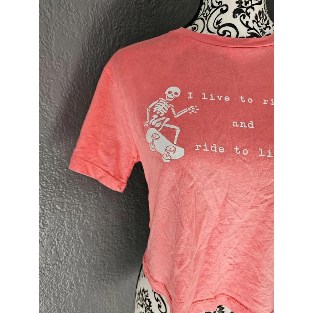 Women's Riot Queen Crop Top Pink Size Small Skeletons Skateboarding Live To Ride - Picture 4 of 14